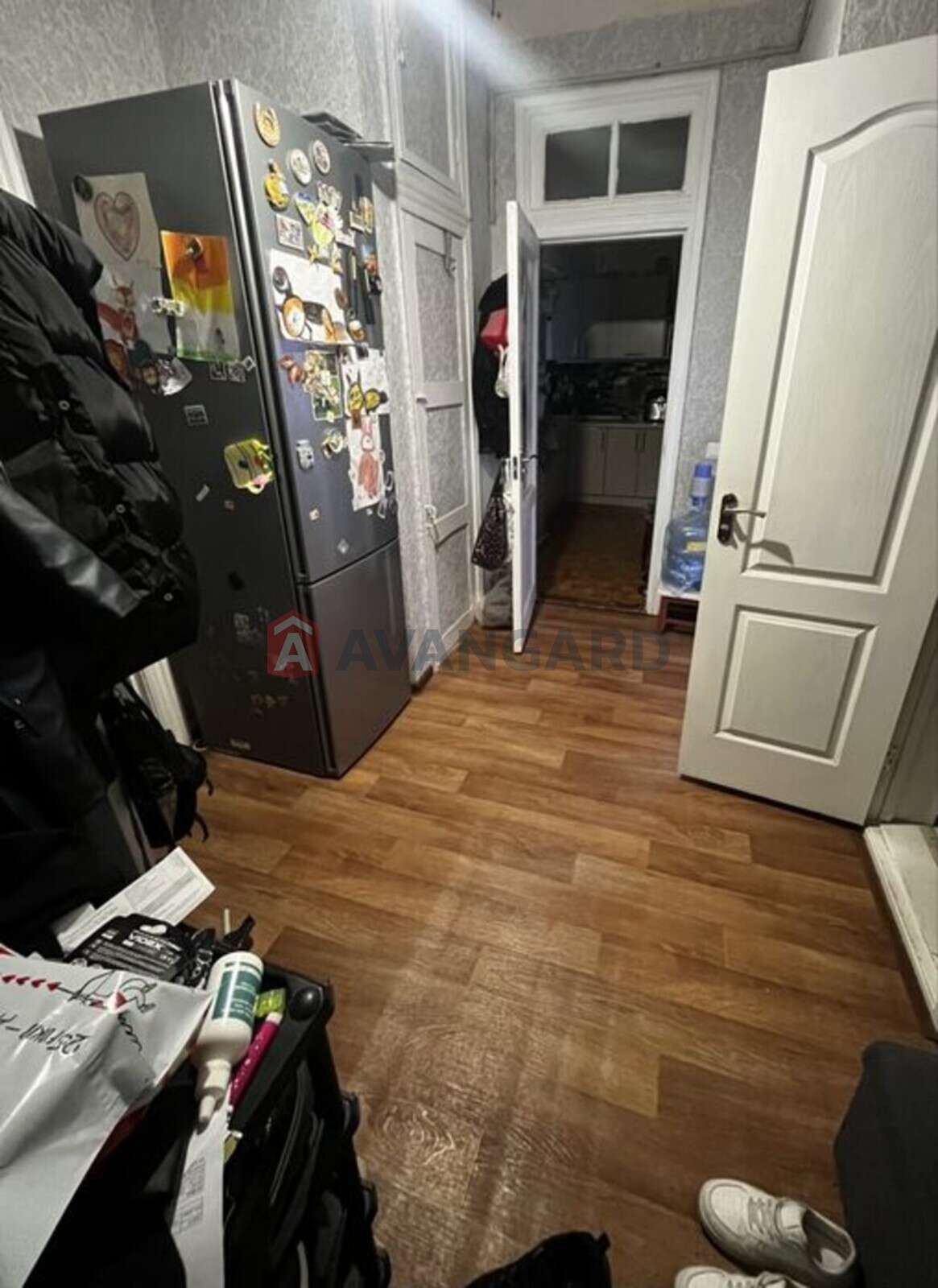 2 ��. ��������, 49/-/5 ��. �., 4/4 ������ ���� 8