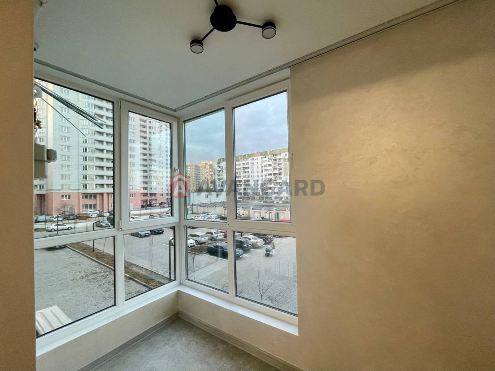 1 ����. ��������, 41/-/17 ��. �., 3/10 ���� ���� 17