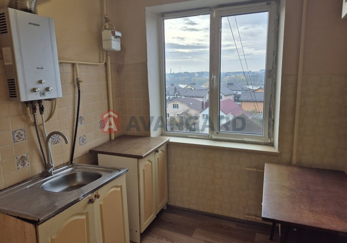 4 ��. ��������, 62/-/6 ��. �., 4/5 ������ ���� 9