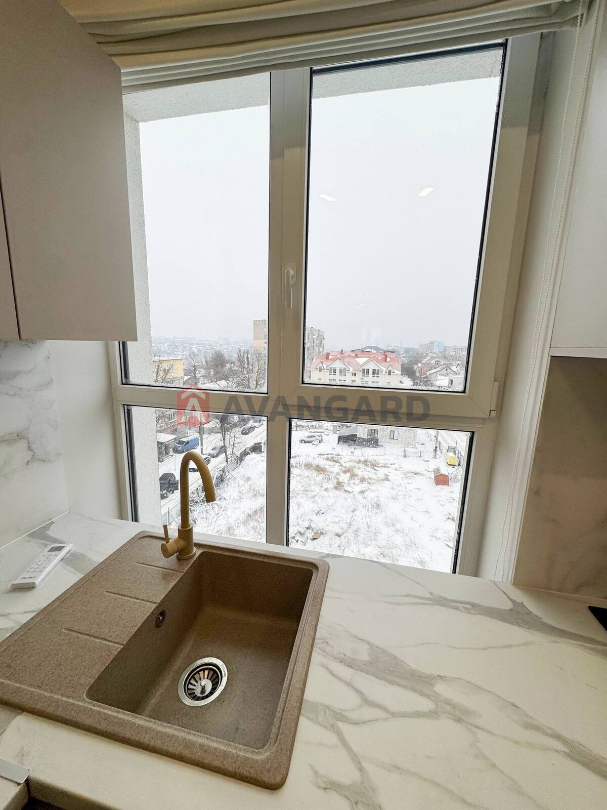 1 ����. ��������, 29/18/10 ��. �., 5/5 ���� ���� 2