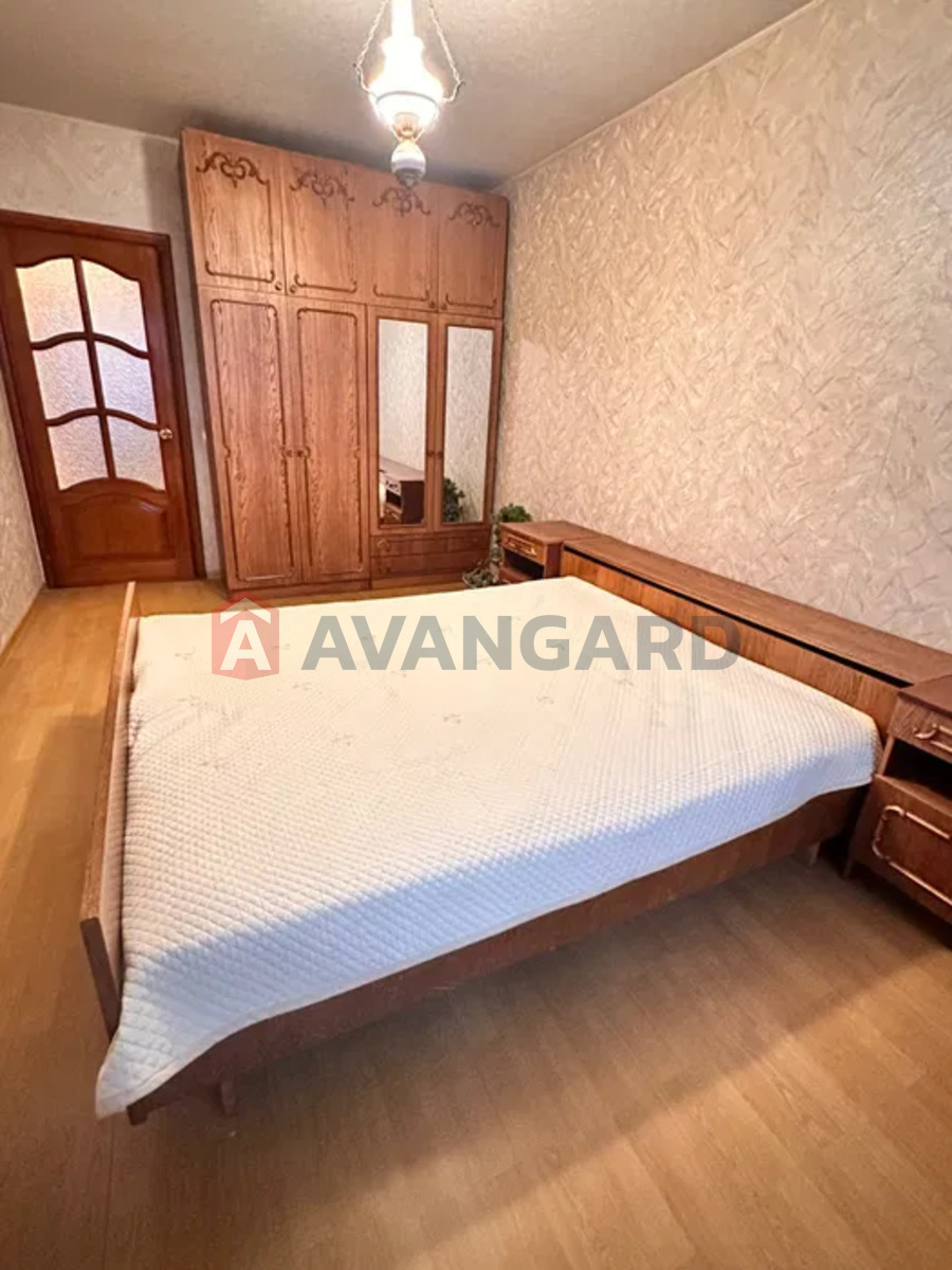 3 ��. ��������, 67/-/8 ��. �., 14/16 ������ ���� 11