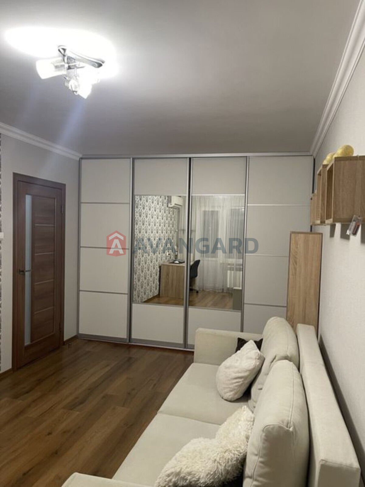 1 ��. ��������, 34/-/7 ��. �., 4/9 ������ ���� 1