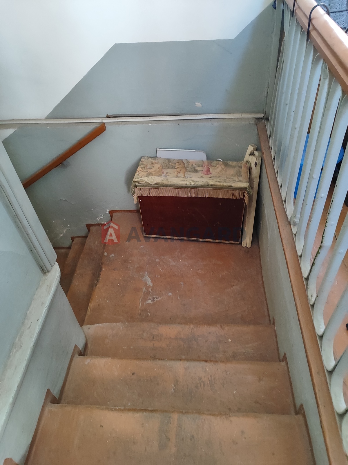 2 ��. ��������, 37/30/5 ��. �., 2/2 ������ ���� 10