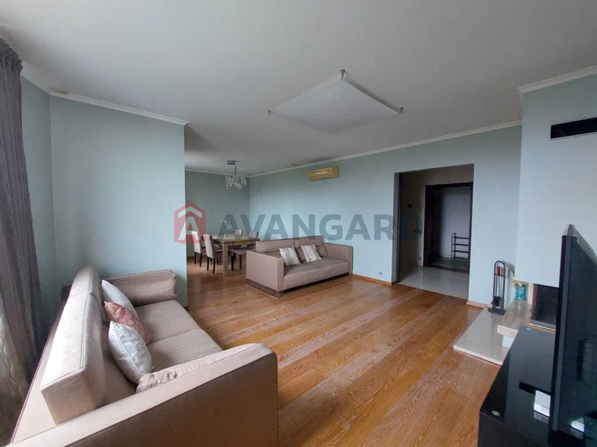 4 ��. ��������, 158/-/14 ��. �., 16/18 ������ ���� 3