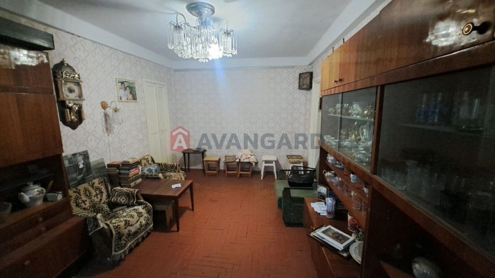 1 ����. ��������, 29/28/5 ��. �., 2/5 ���� ���� 4