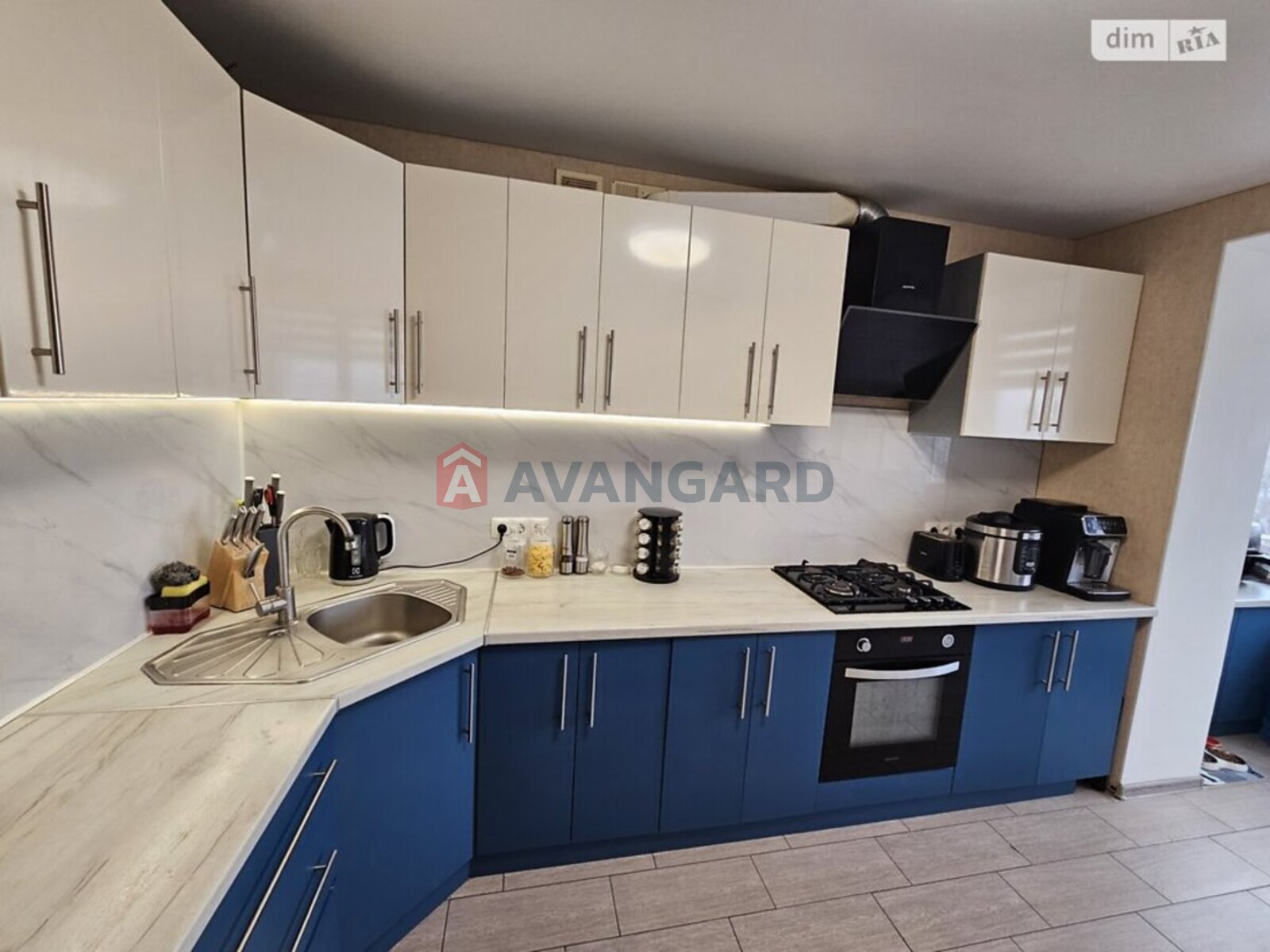 3 . , 83/45/15 . ., 10/11   1