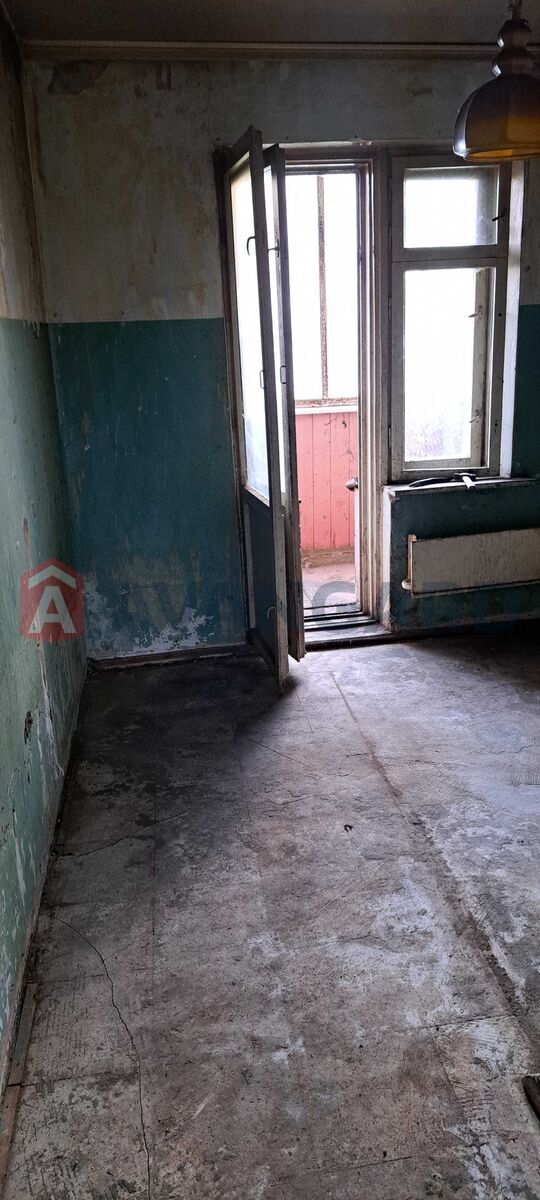 3 . , 68.5/-/9 . ., 5/9   7