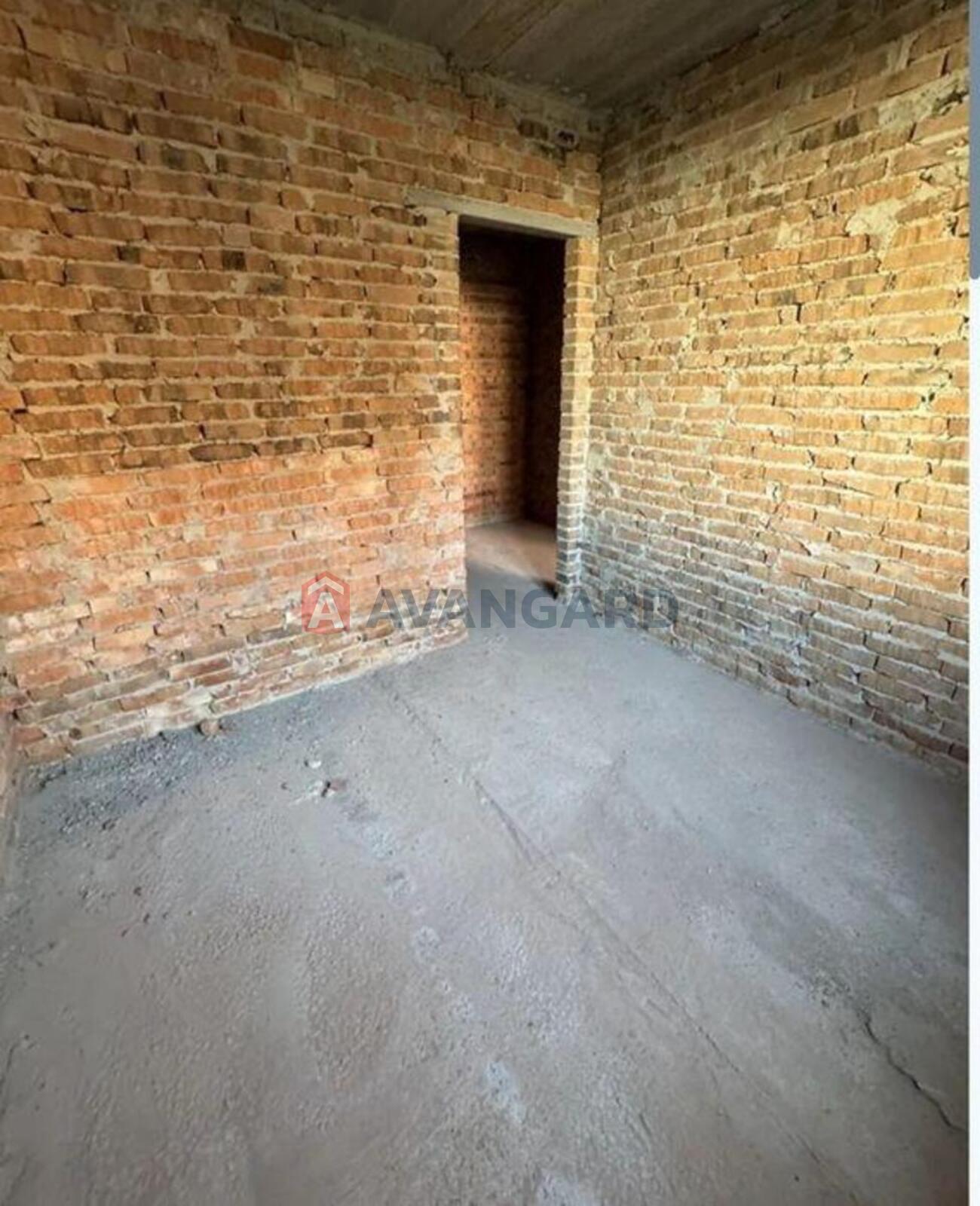 1 ��. ��������, 35/-/8 ��. �., 3/5 ������ ���� 4