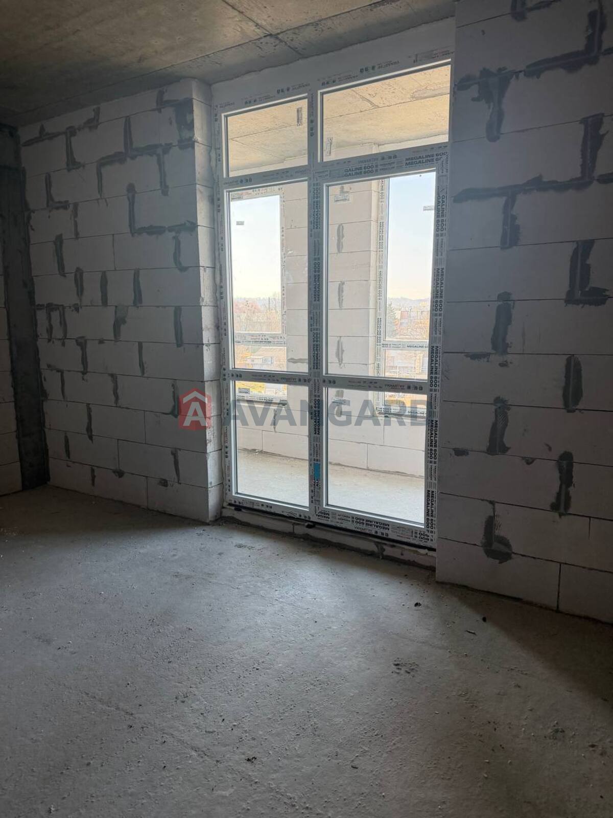 1 ����. ��������, 52,46/15,04/19 ��. �., 5/9 ���� ���� 8