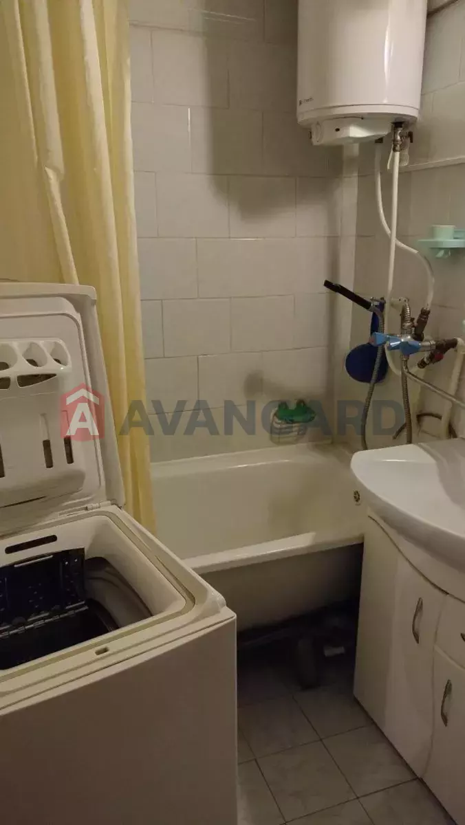 2 ��. ��������, 54/-/8 ��. �., 3/9 ������ ���� 5