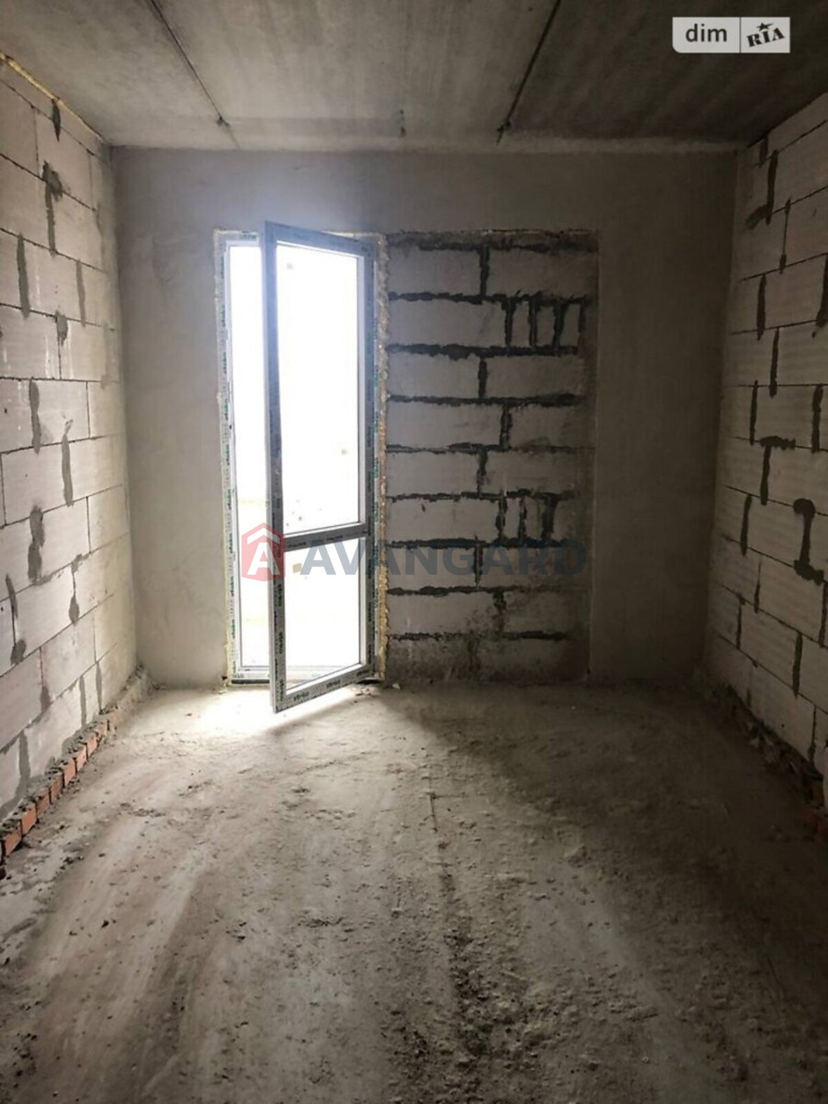 1 ��. ��������, 33/15/7 ��. �., 5/9 ������ ���� 7