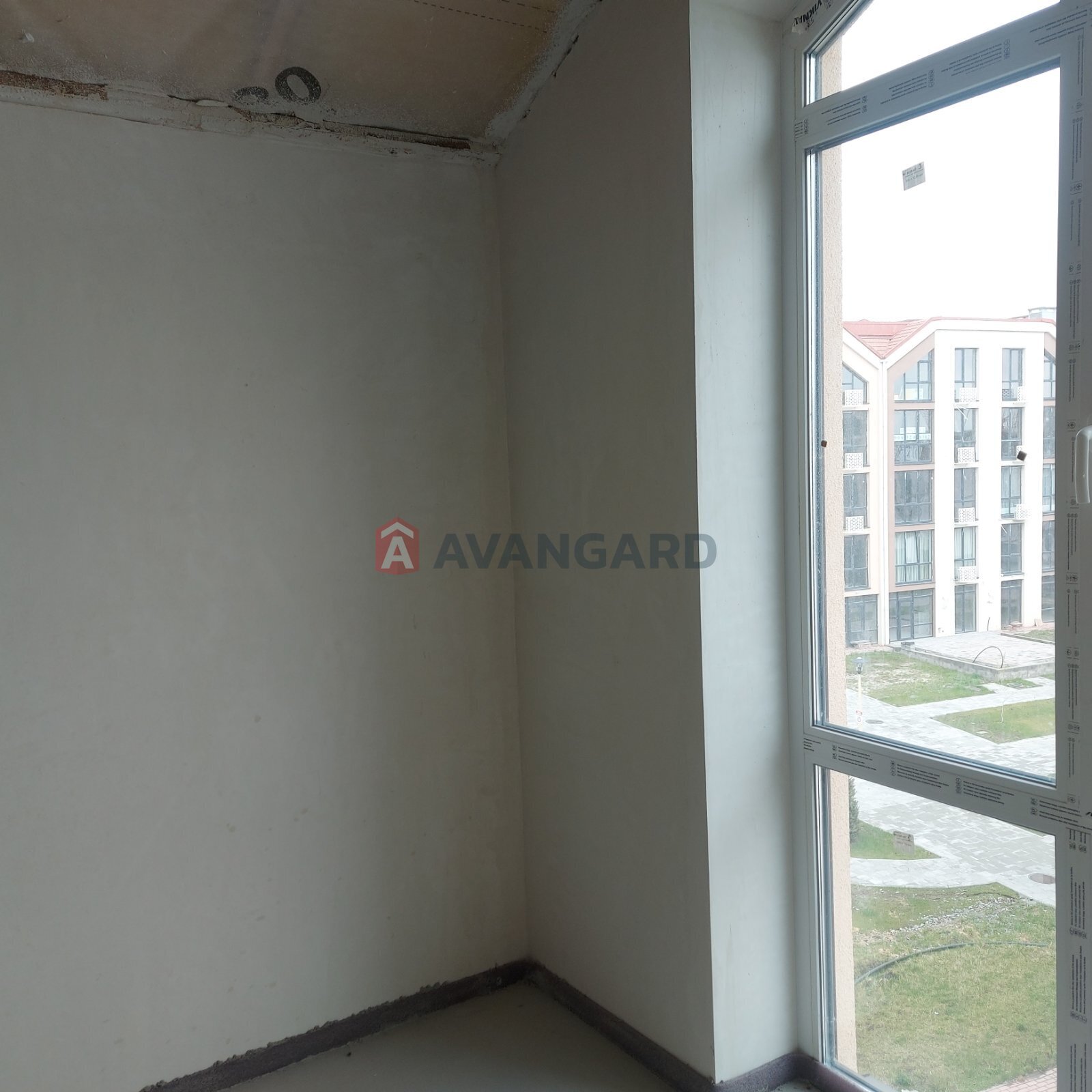 2 ��. ��������, 73,4/-/20.2 ��. �., 4/4 ������ ���� 10