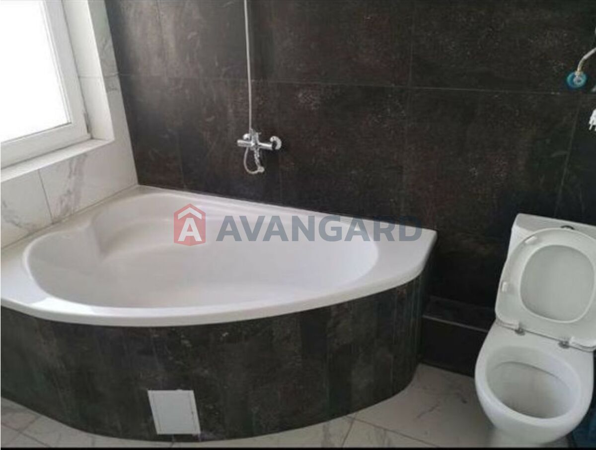 1 . , 43 / 11 / 18 . ., 18/20   8