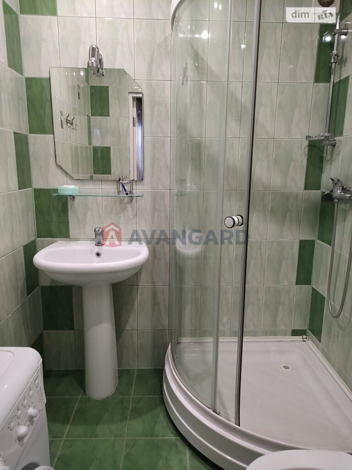 1 ��. ��������, 41/18/8 ��. �., 1/2 ������ ���� 10