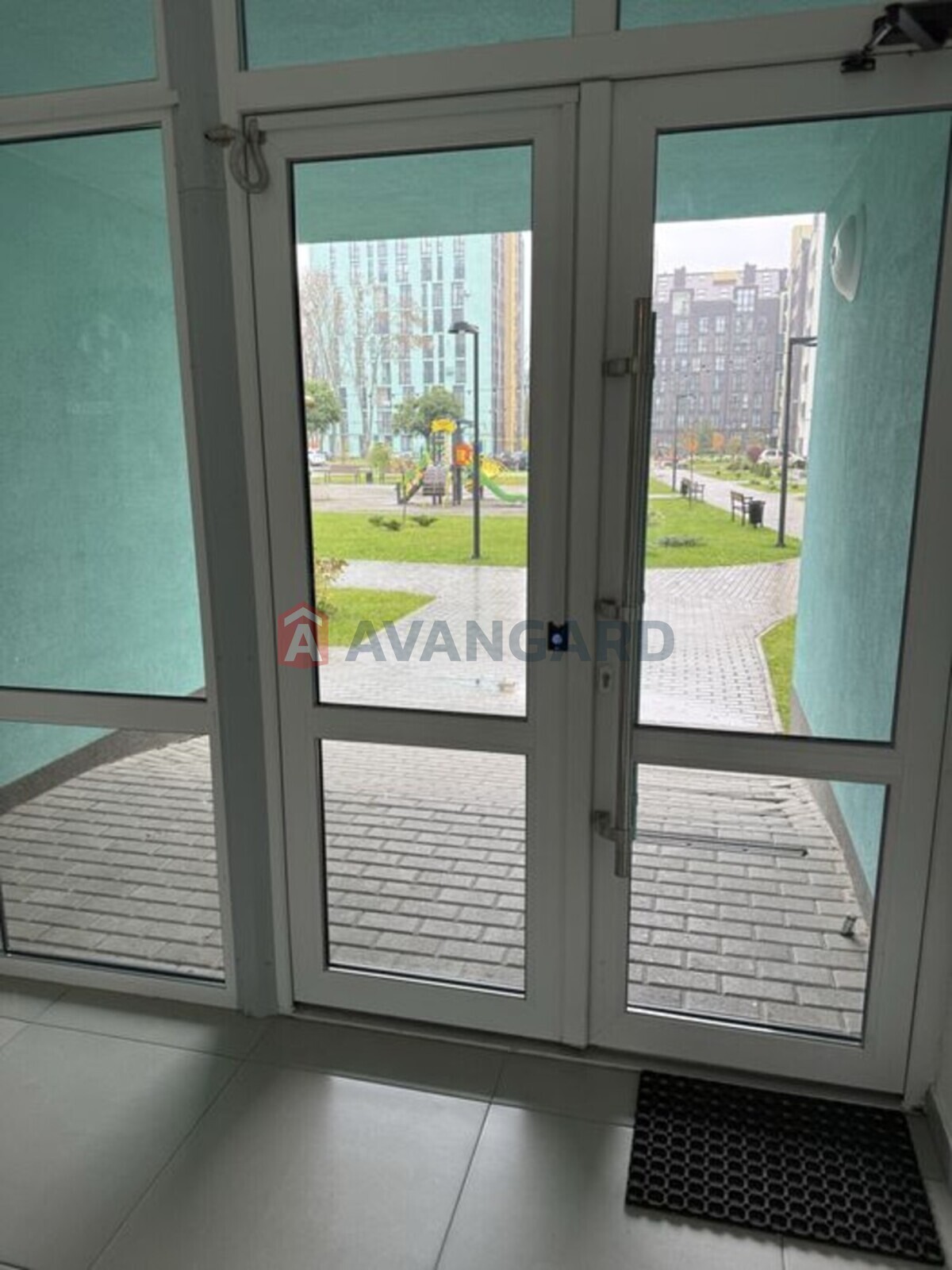 3 ��. ��������, 86/-/12 ��. �., 5/7 ������ ���� 16