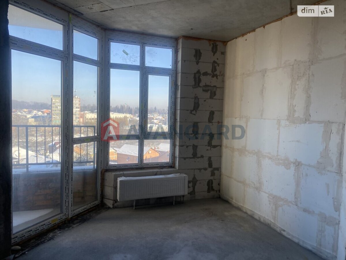 2 ��. ��������, 65/-/- ��. �., 8/16 ������ ���� 11