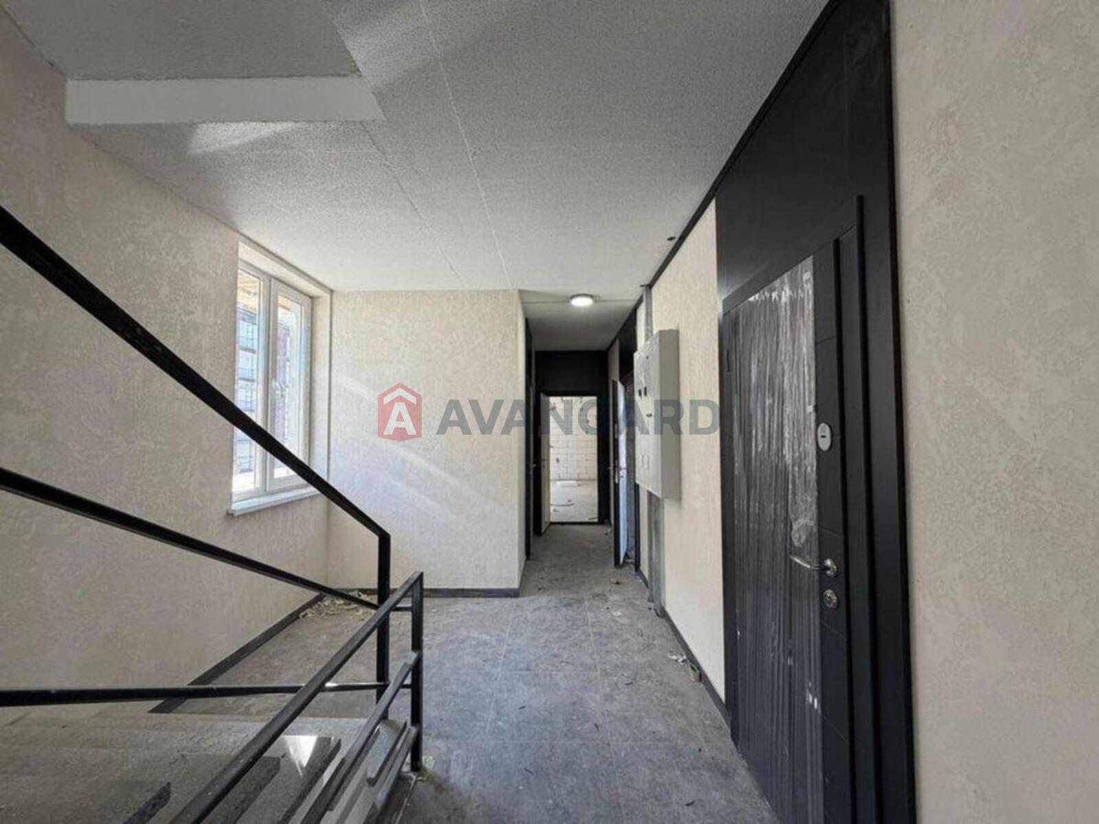 1 ��. ��������, 19/-/3 ��. �., 4/5 ������ ���� 4