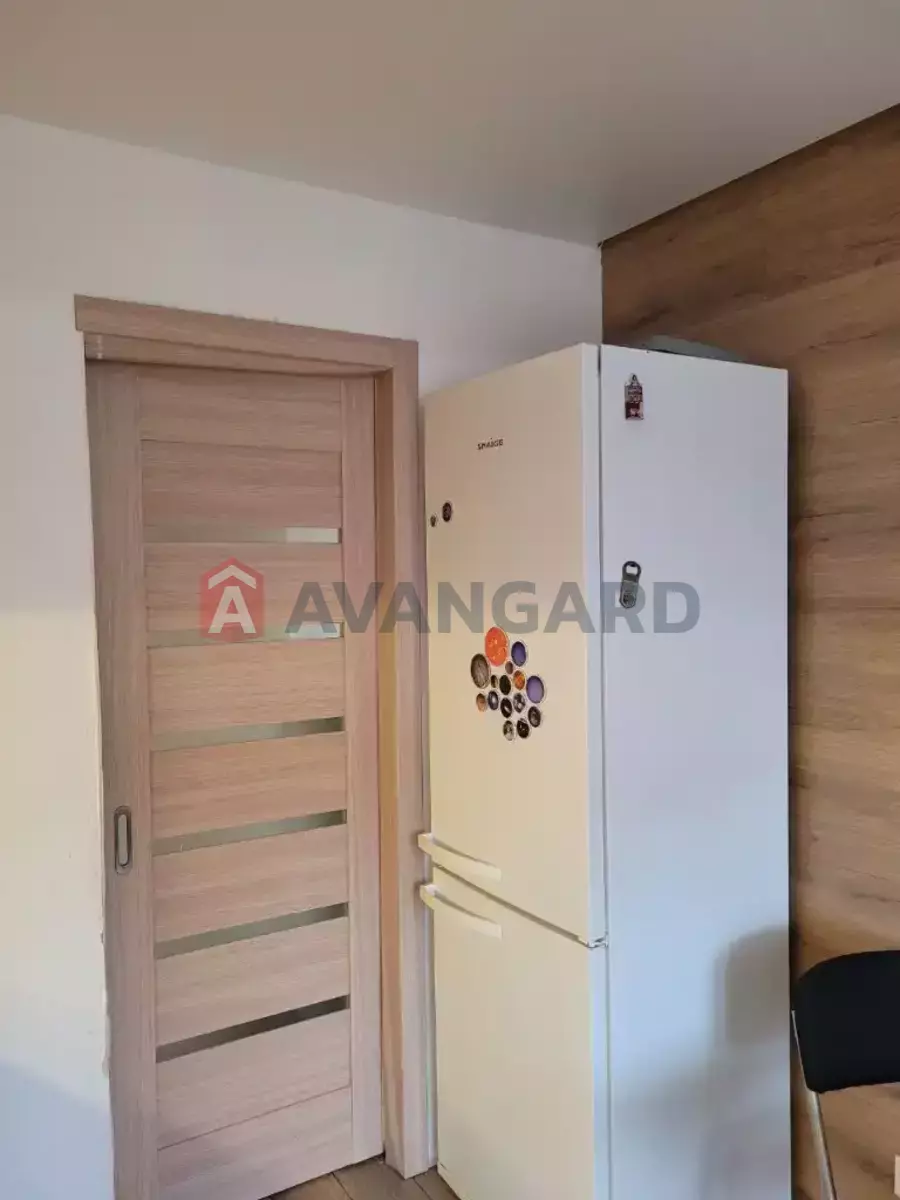 3 ����. ��������, 70/42/10 ��. �., 4/12 ���� ���� 11