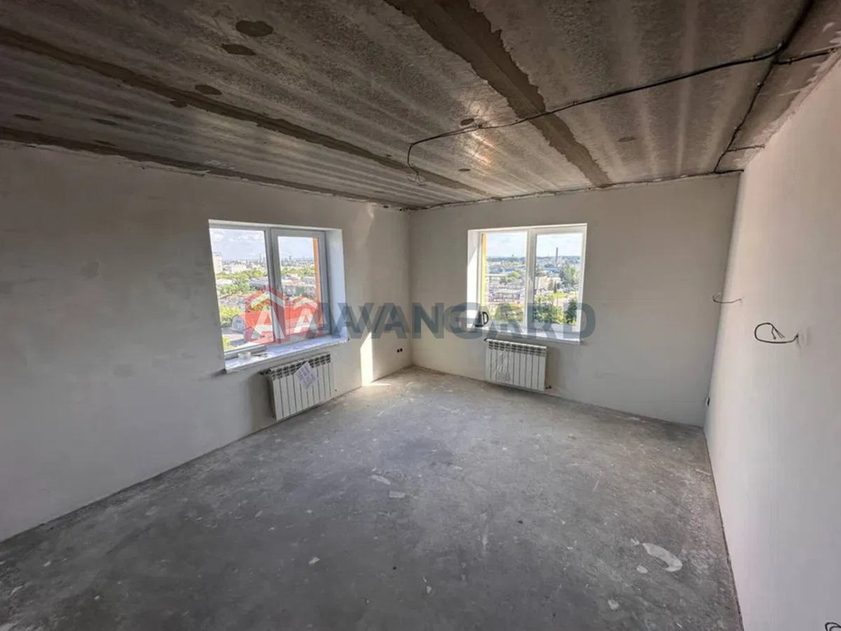 2 ��. ��������, 67/-/13 ��. �., 8/10 ������ ���� 23