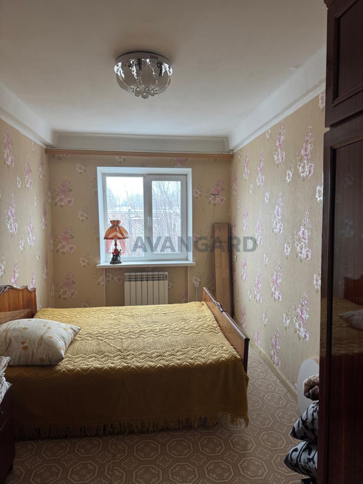 4 ��. ��������, 65,8/48/8 ��. �., 5/5 ������ ���� 7