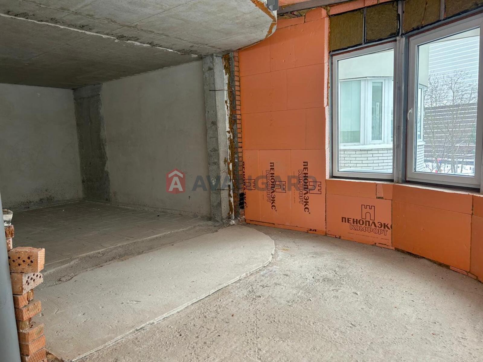 4 ����. ��������, 180/-/- ��. �., 2/5 ���� ���� 4