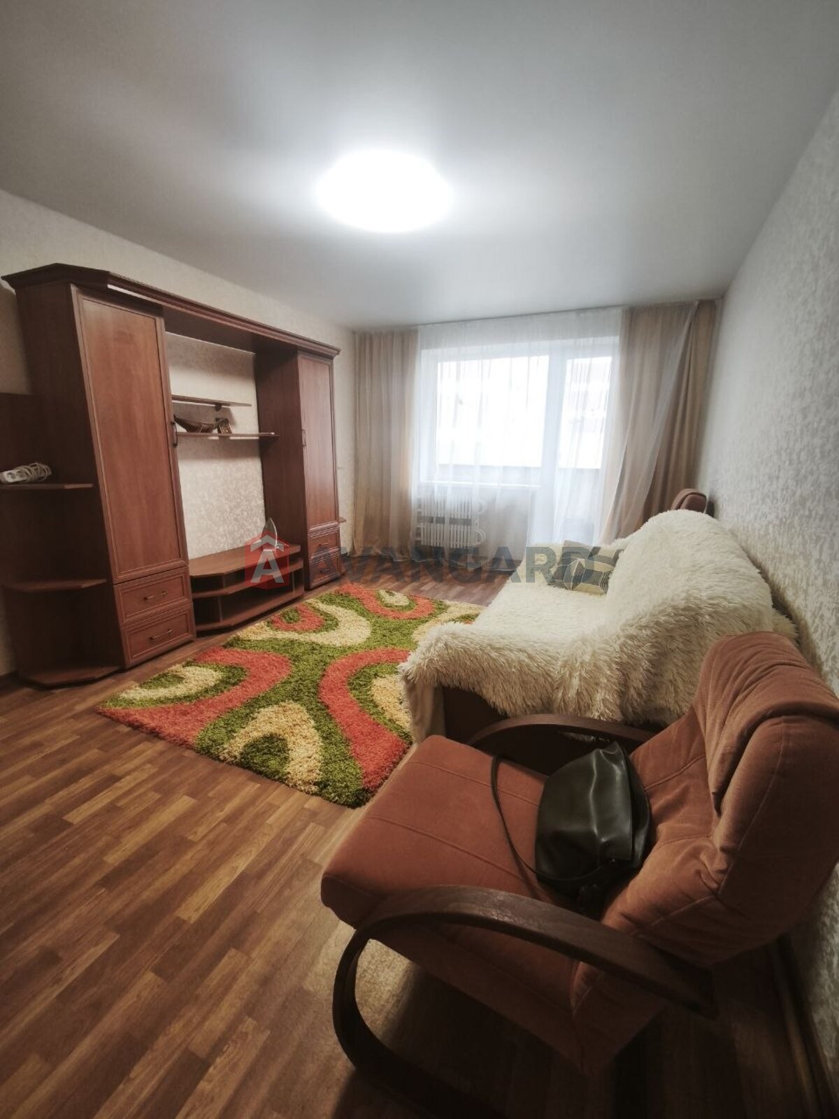 2 ��. ��������, 52/-/7 ��. �., 4/10 ������ ���� 6