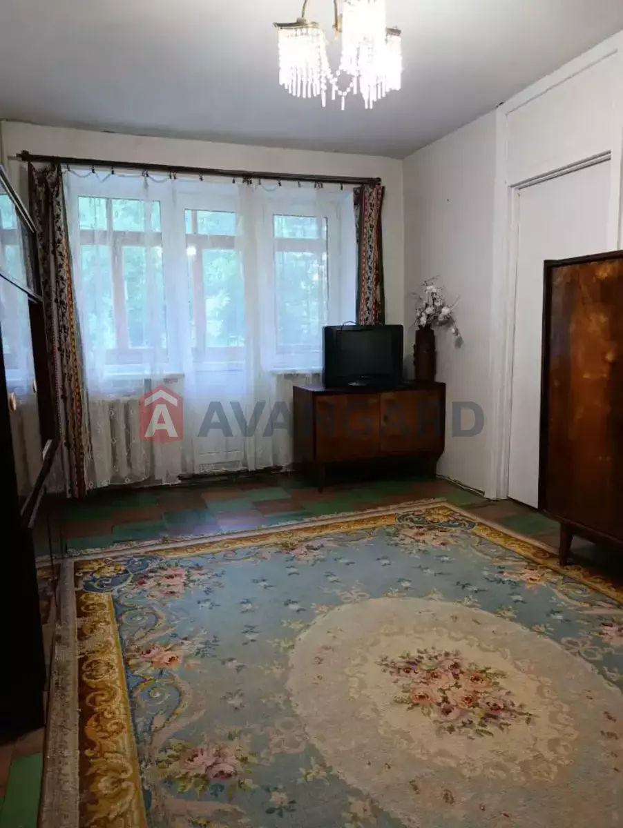 2 ����. ��������, 44/28/6 ��. �., 3/5 ���� ���� 11