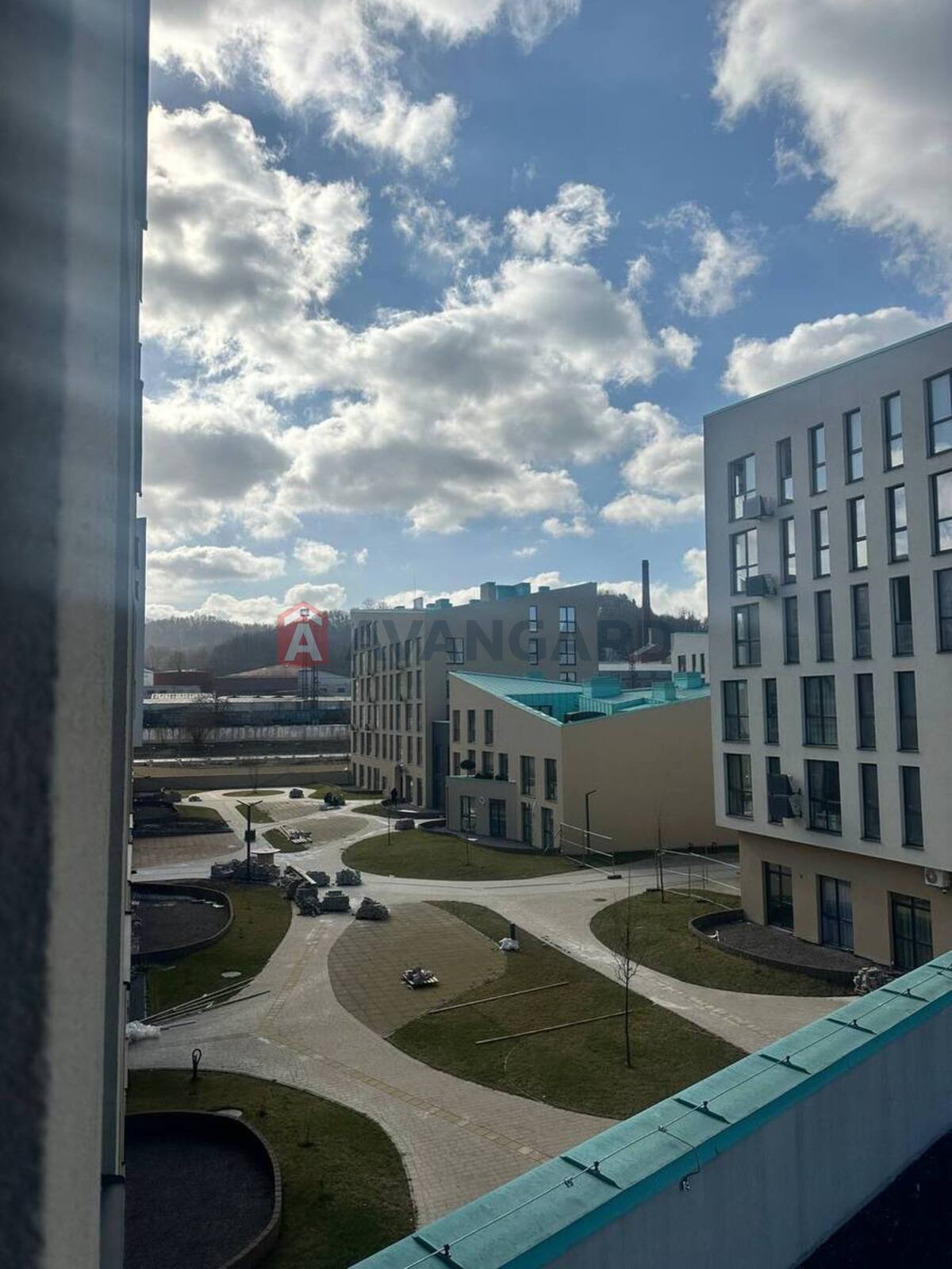 1 ��. ��������, 40/17/14 ��. �., 3/6 ������ ���� 14