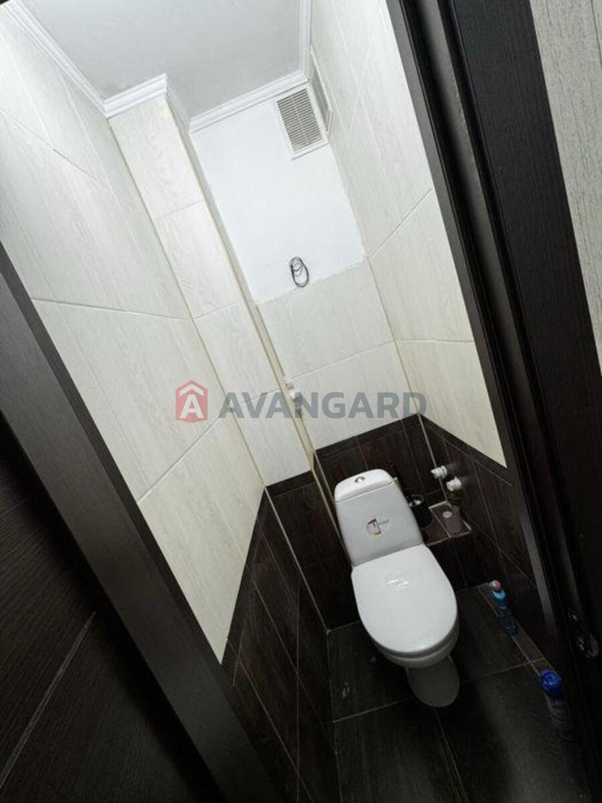 2 ����. ��������, 51/-/8 ��. �., 9/9 ���� ���� 7