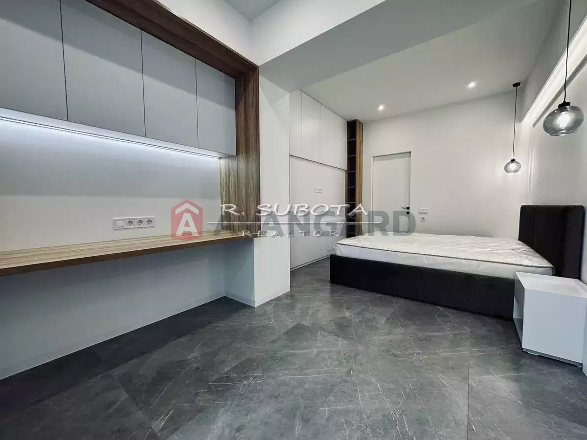 3 . , 93/-/- . ., 7/8   7