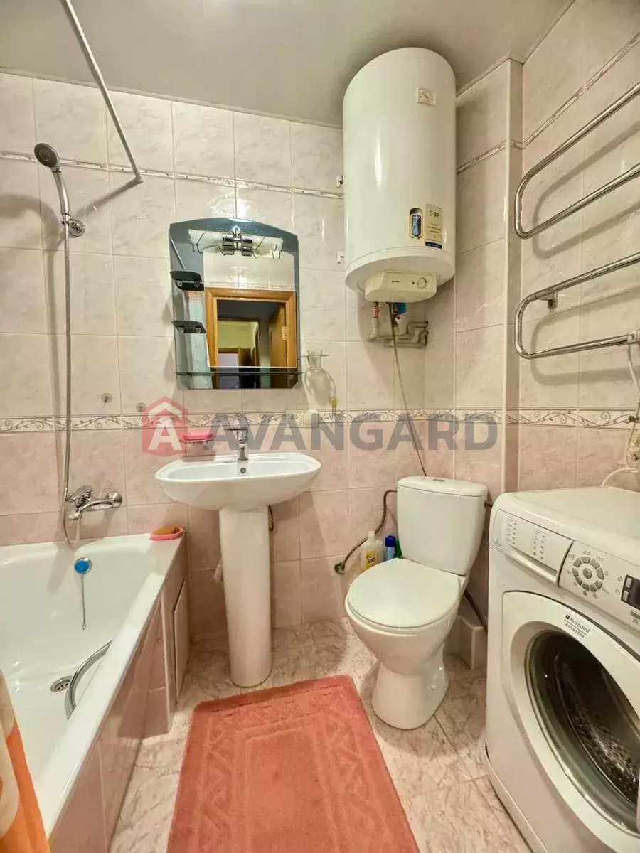 3 . , 57/-/8 . ., 4/9   7