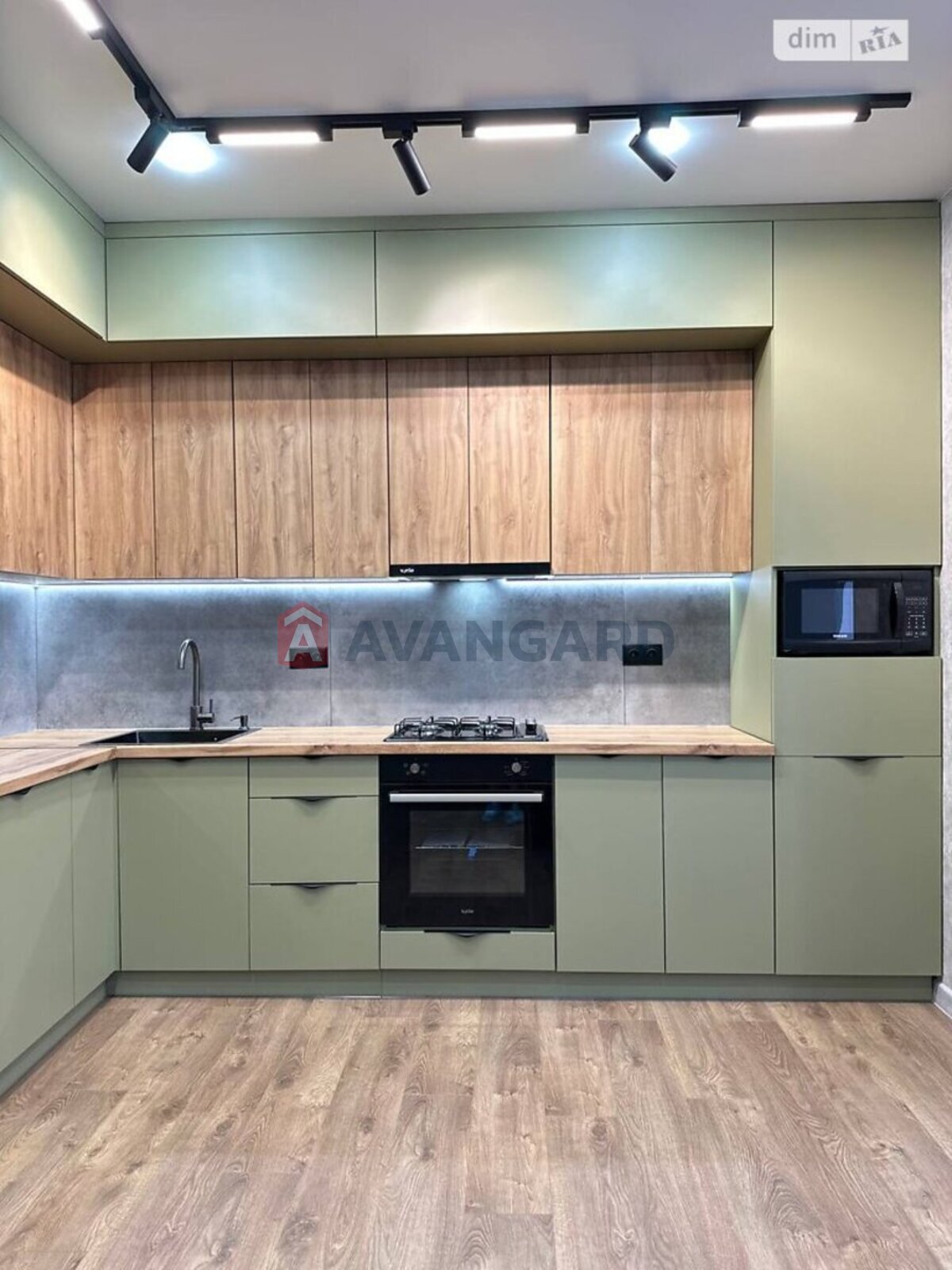 2 ��. ��������, 71/-/16 ��. �., 2/10 ������ ���� 3