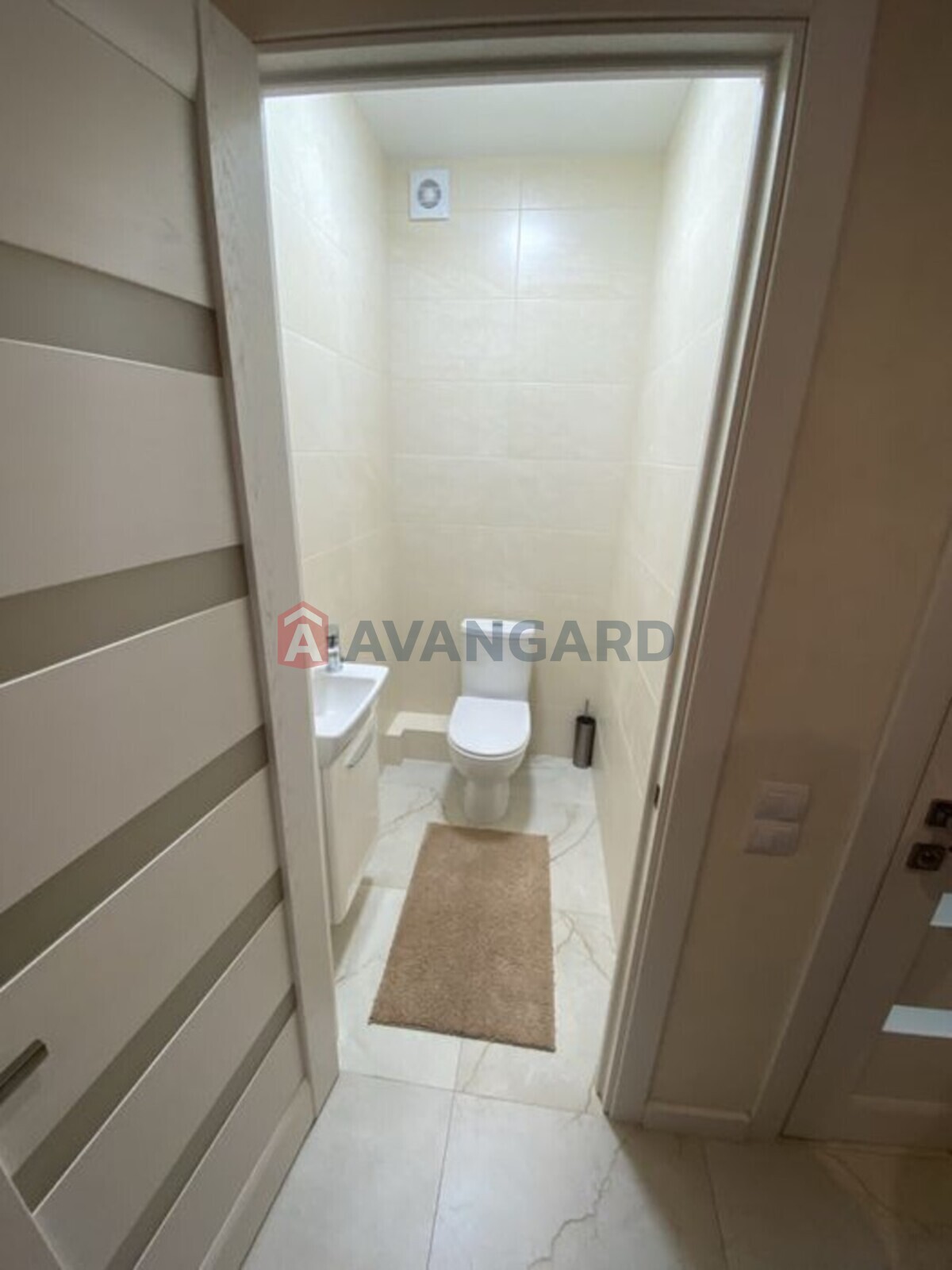 2 ��. ��������, 80/-/18 ��. �., 9/12 ������ ���� 10