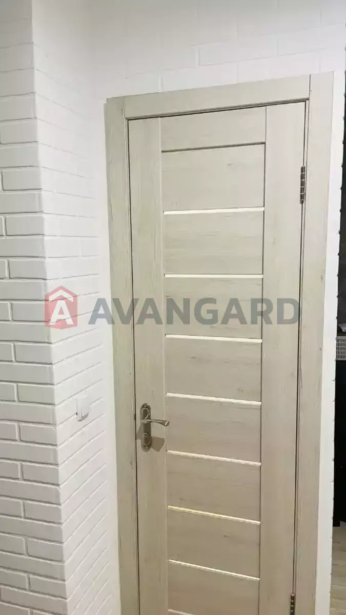 1 ��. ��������, 38/18/8 ��. �., 9/9 ������ ���� 4