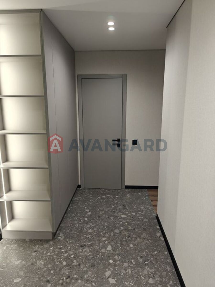 1 ����. ��������, 49/-/18 ��. �., 12/23 ���� ���� 3