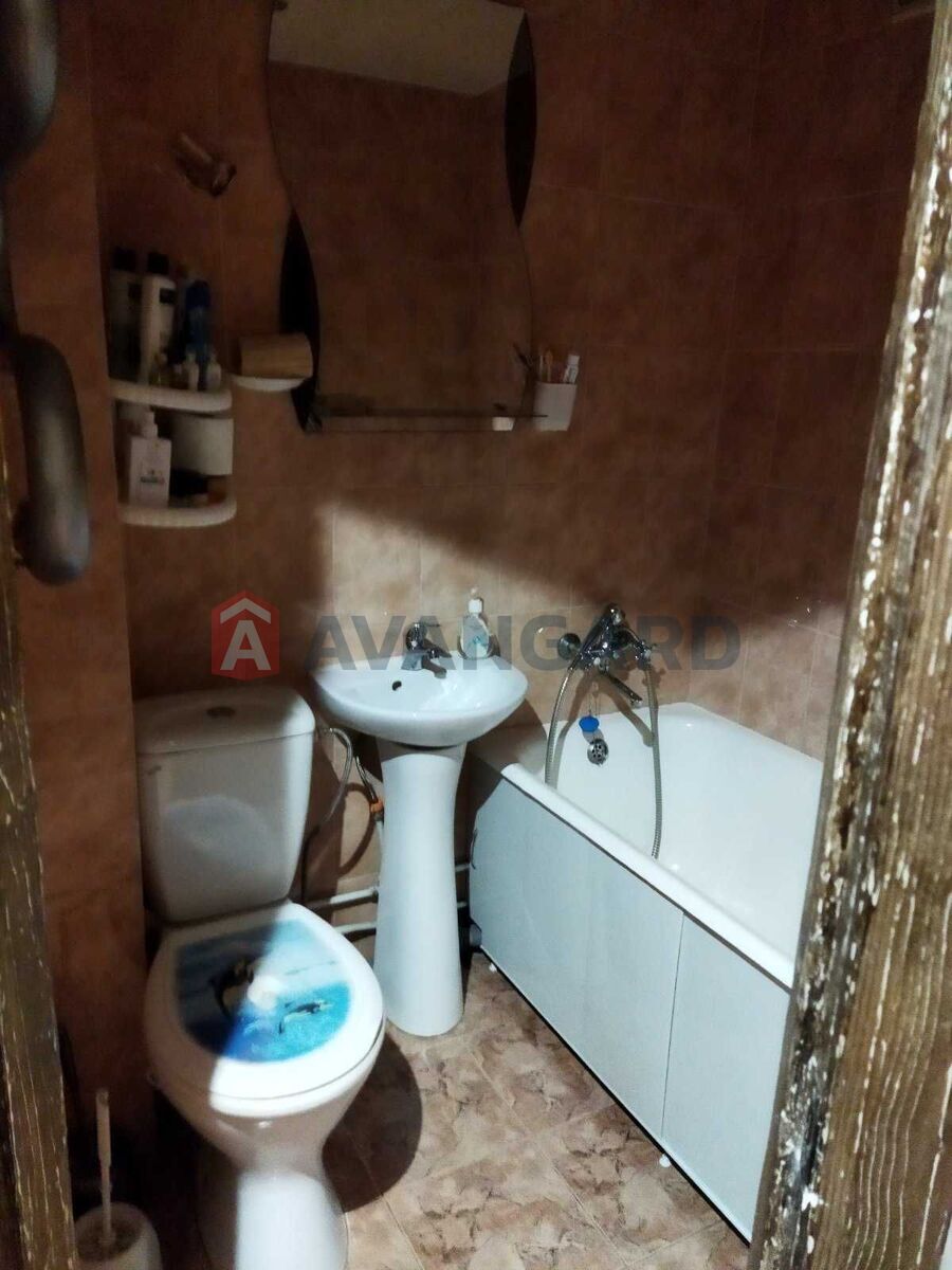 2 ����. ��������, 42/30/8 ��. �., 2/5 ���� ���� 6