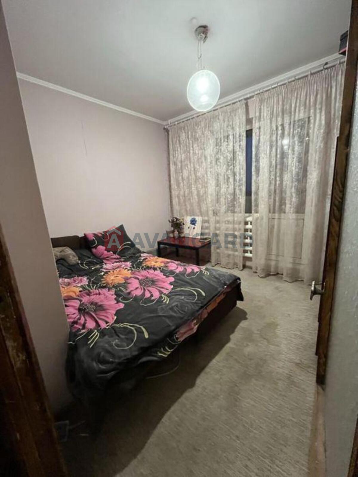 3 ��. ��������, 68/-/7 ��. �., 9/9 ������ ���� 12