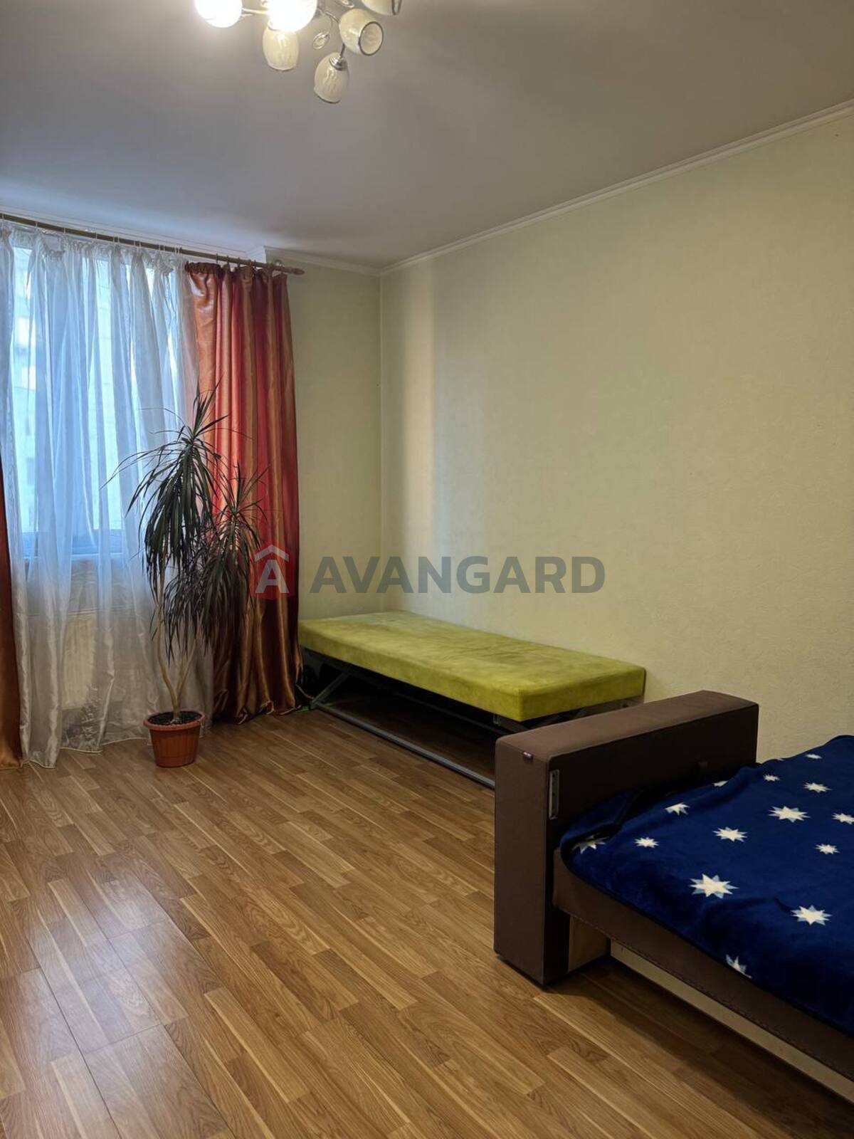 1 ��. ��������, 51/22/12 ��. �., 11/24 ������ ���� 4