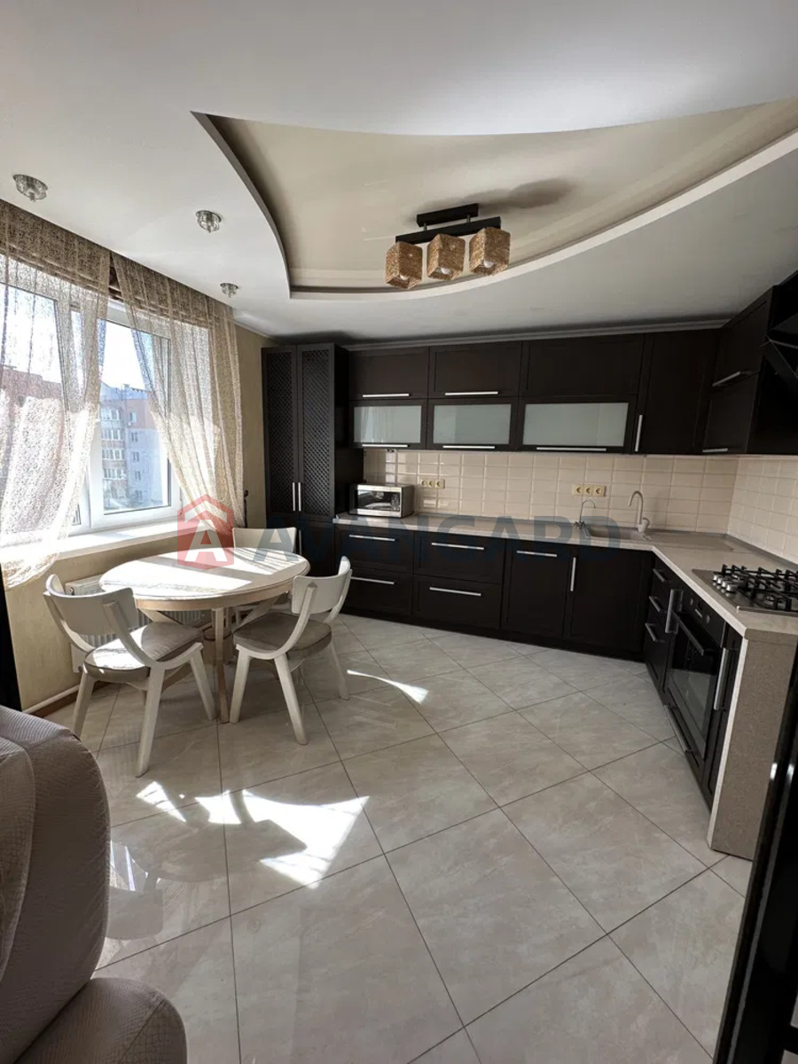 3 . , 96,6/53,8/11,7 . ., 4/5   4