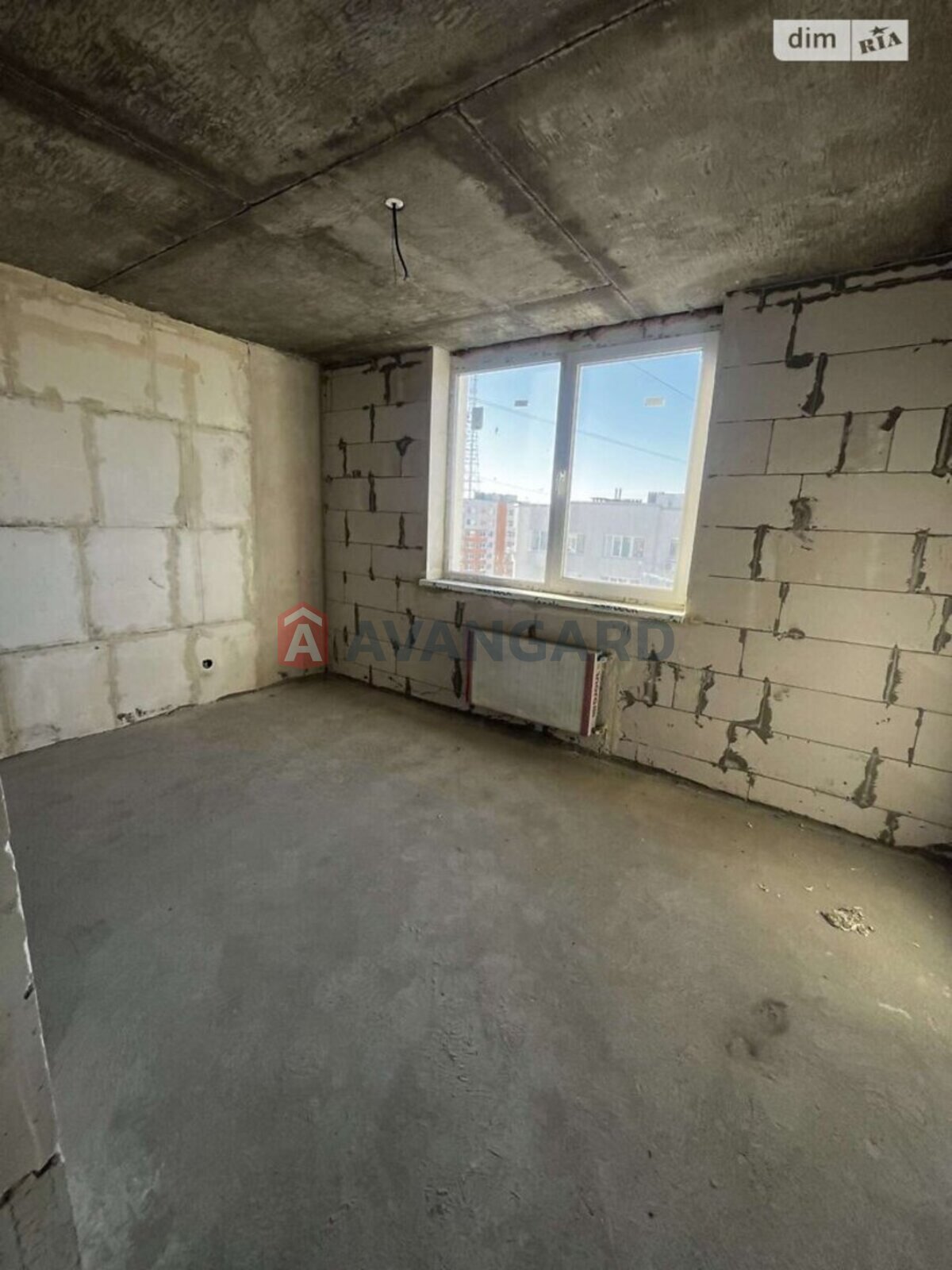 5 ��. ��������, 133/-/- ��. �., 10/10 ������ ���� 12