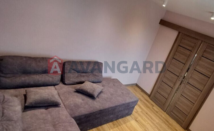 2 . , 42/-/8 . ., 1/10   7