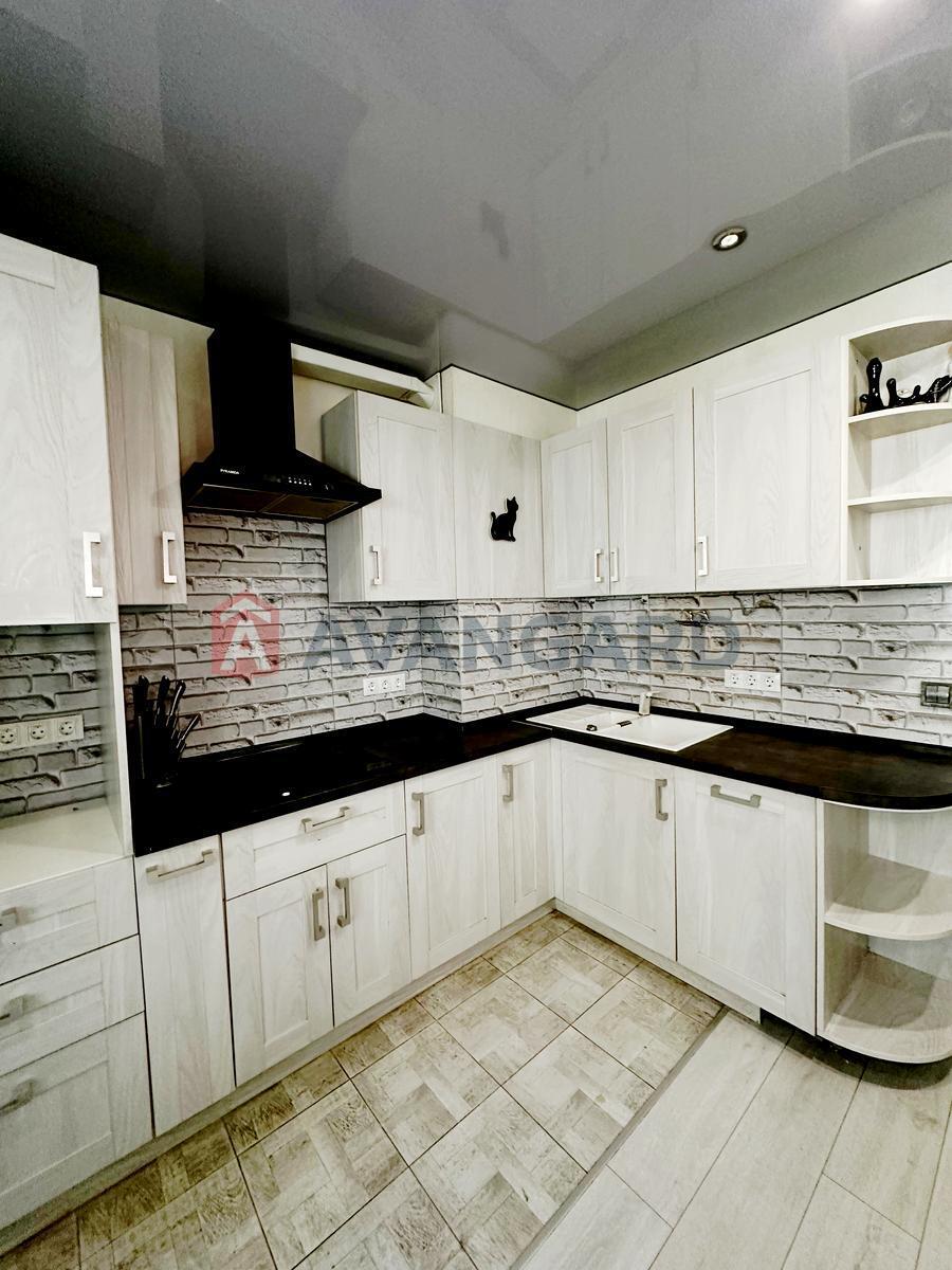 3 кім. квартира, 98.2 / 53.6 / 11.6 кв. м., 9/25 поверх фото 2 3 кім. квартира, 98.2 / 53.6 / 11.6 кв. м., 9/25 поверх фото 2