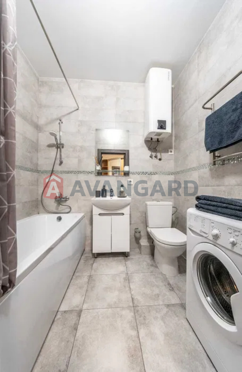 1 ��. ��������, 39/-/10 ��. �., 11/25 ������ ���� 9