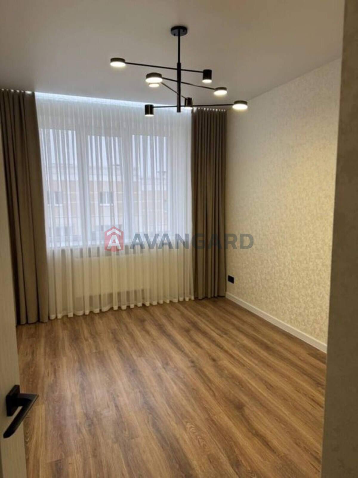 2 ����. ��������, 67/-/17 ��. �., 10/10 ���� ���� 2