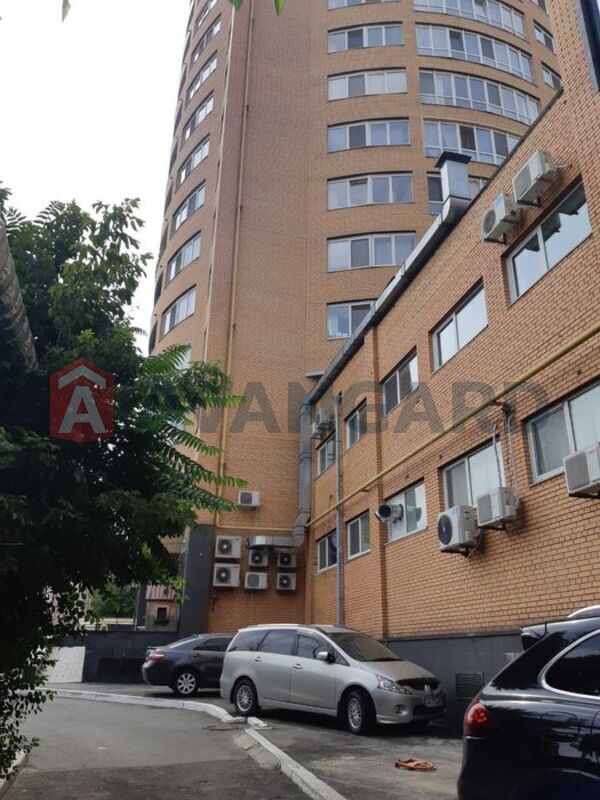 2 ��. ��������, 122/-/10 ��. �., 18/18 ������ ���� 2