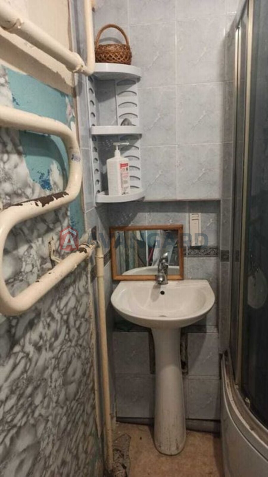 2 . , 48/-/7 . ., 8/9   18