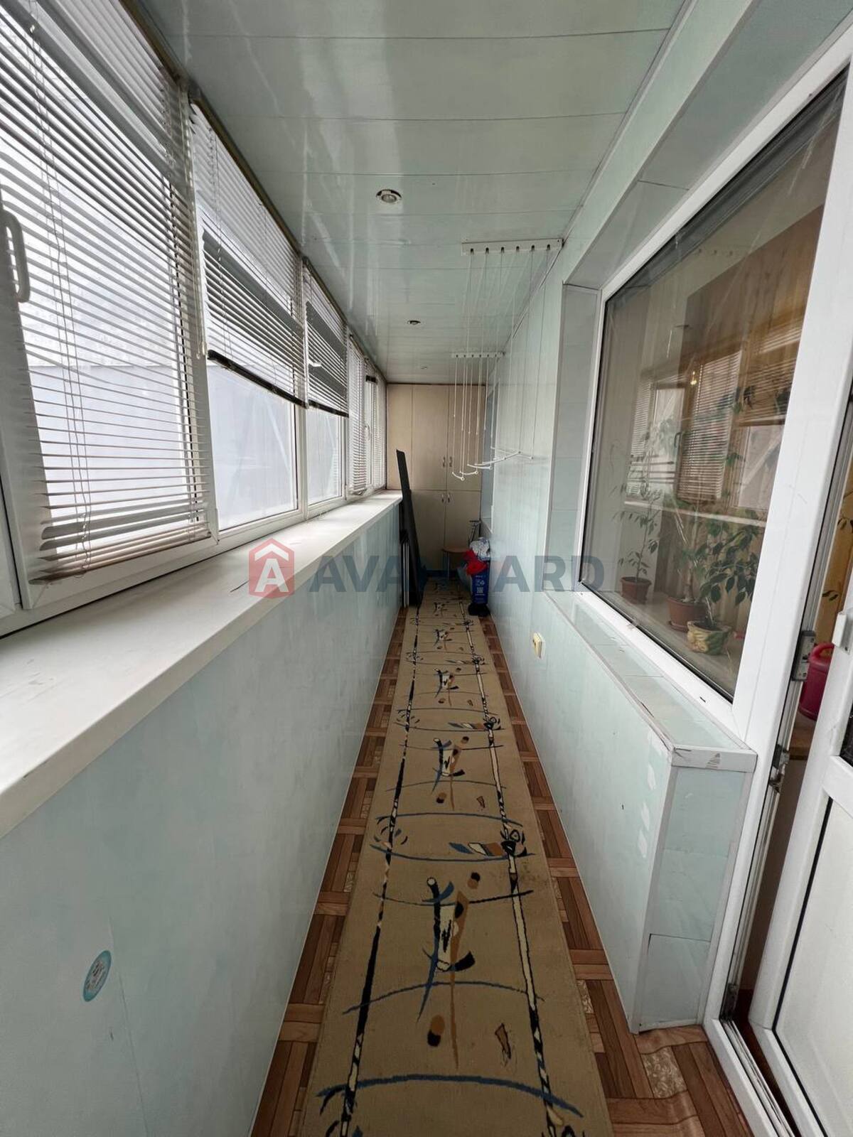 2 ��. ��������, 51/32/9 ��. �., 6/14 ������ ���� 12