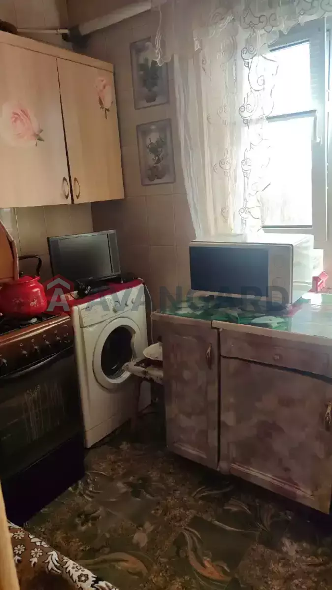 3 ��. ��������, 58/43/6 ��. �., 5/5 ������ ���� 20