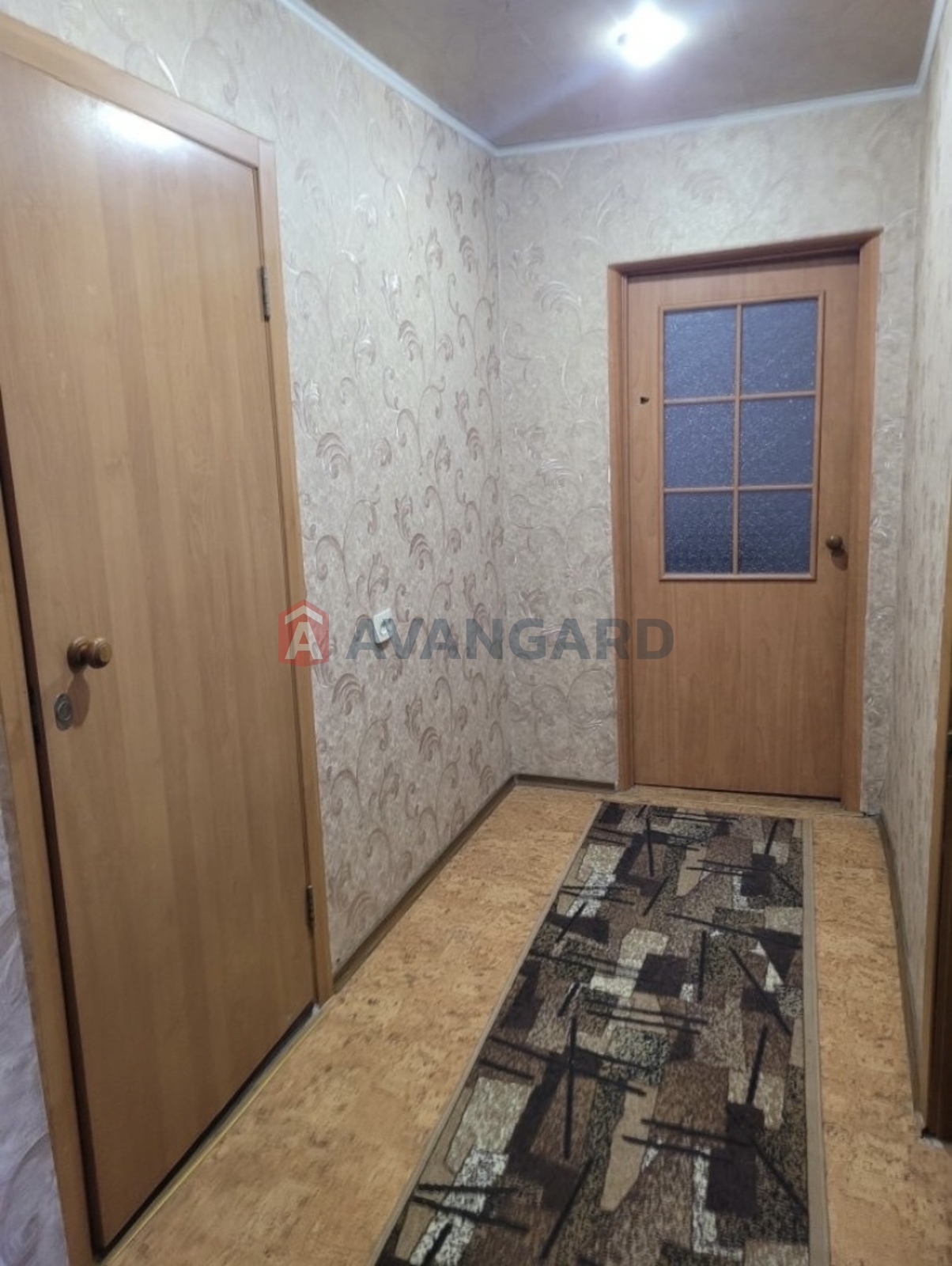 2 ��. ��������, 52/45/7 ��. �., 9/9 ������ ���� 15