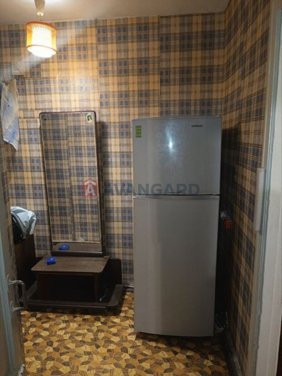 2 ��. ��������, 42/-/6 ��. �., 4/5 ������ ���� 3